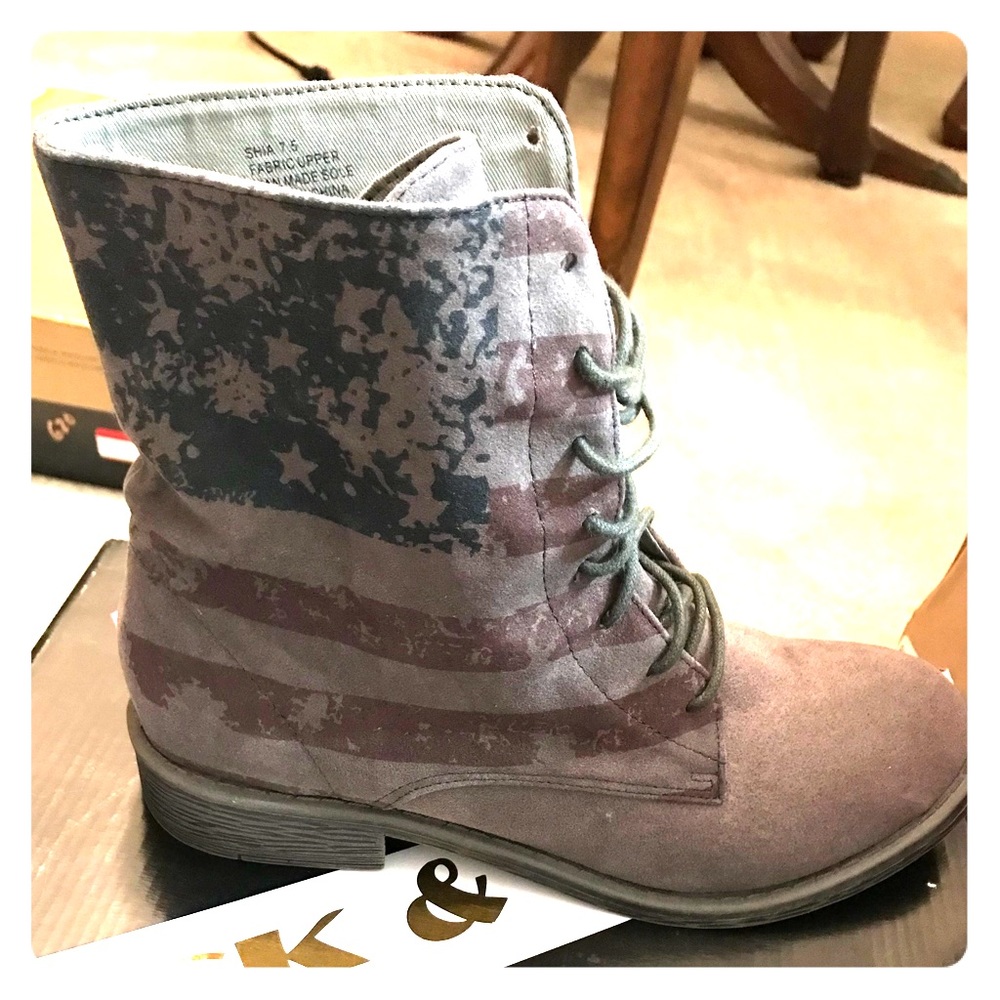 Grey red and blue flag combat boots